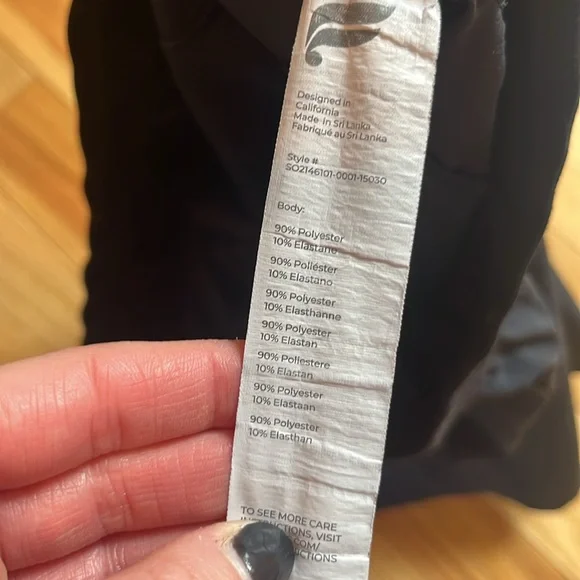 Mens Fabletics The Fundamental Short-7inches - Picture 4 of 5